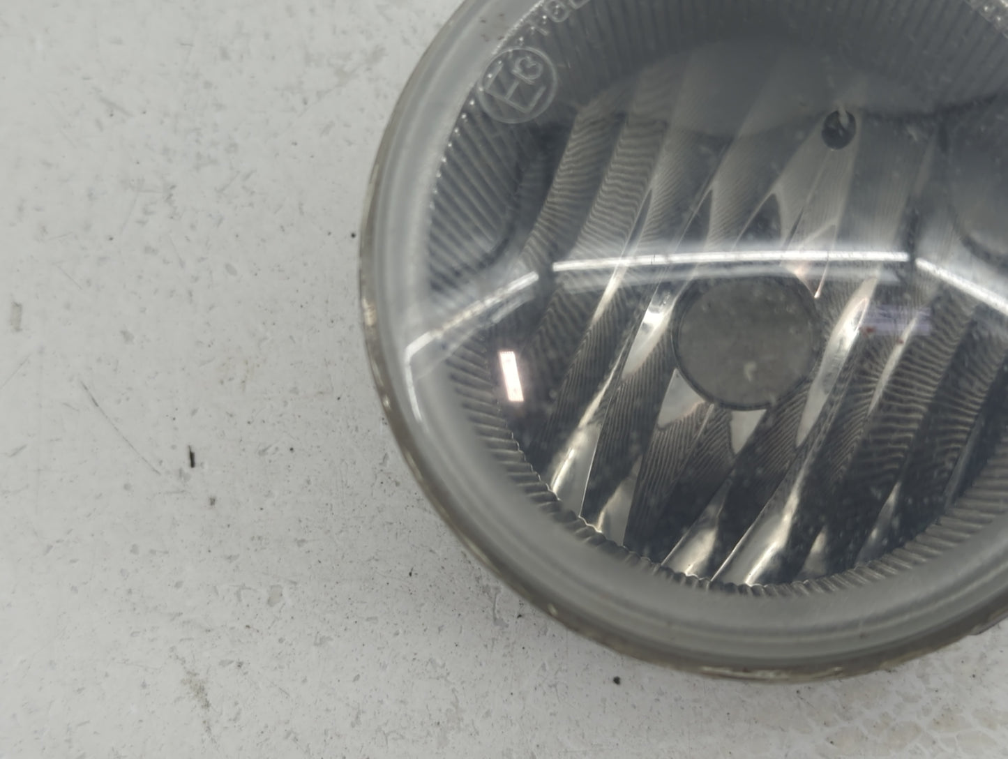 2005-2007 Dodge Caravan Passenger Right Oem Fog Light Lamp - Oemusedautoparts1.com