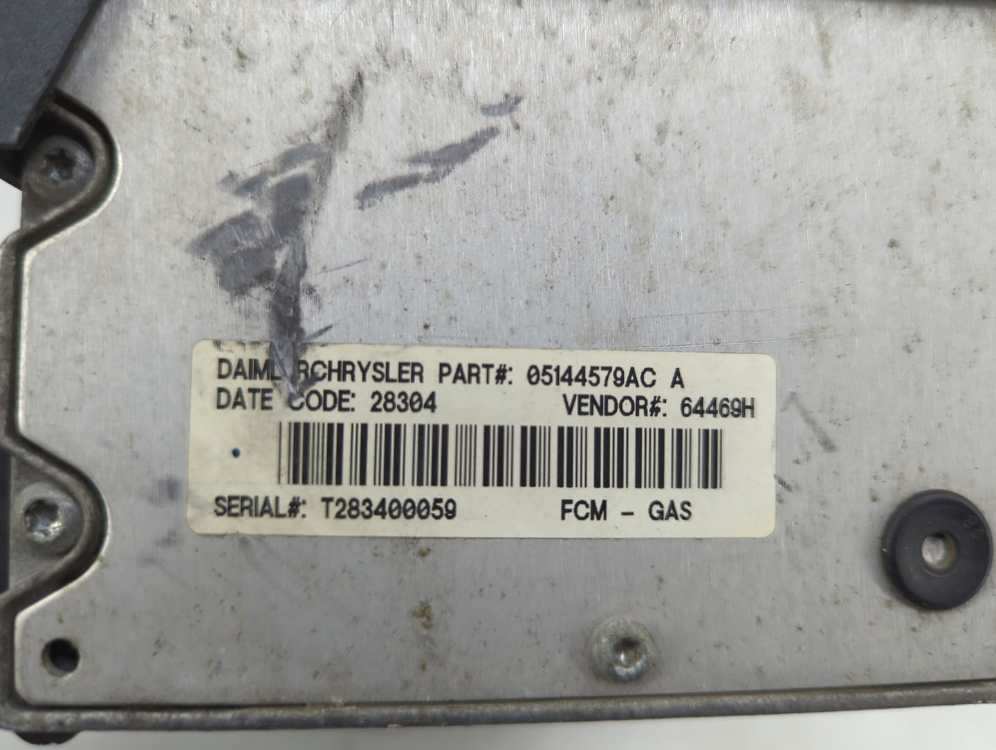 2003-2005 Dodge Caravan Fusebox Fuse Box Panel Relay Module P/N:05144579AC 05144579AB Fits Fits 2003 2004 2005 OEM Used Auto