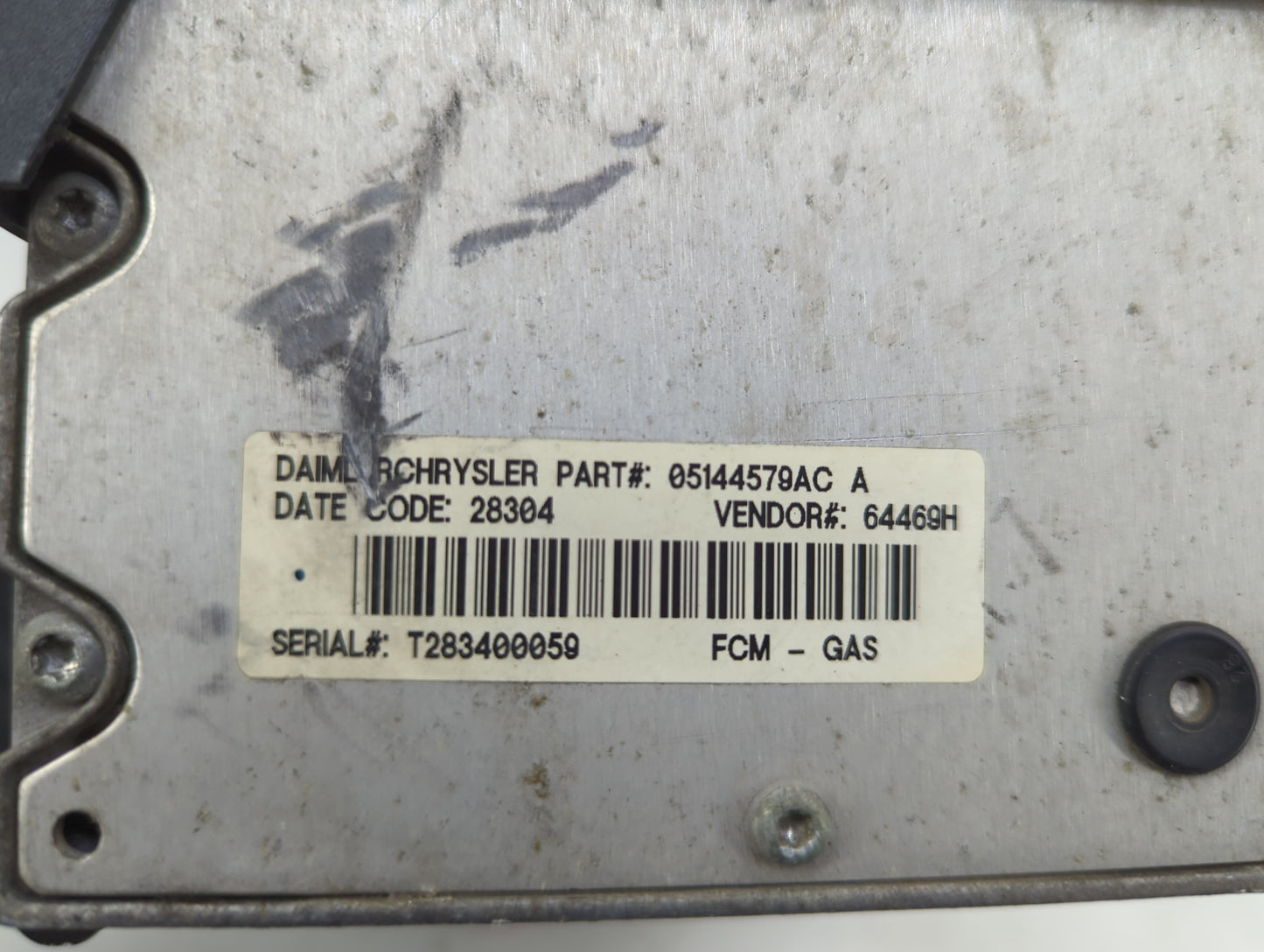 2003-2005 Dodge Caravan Fusebox Fuse Box Panel Relay Module P/N:05144579AC 05144579AB Fits Fits 2003 2004 2005 OEM Used Auto