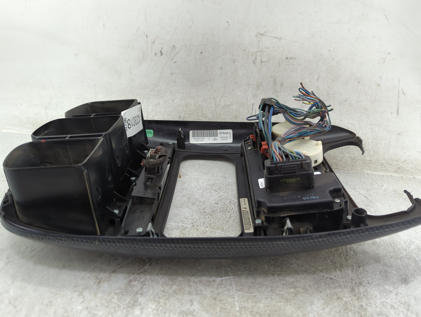 2004-2007 Dodge Caravan Climate Control Module Temperature AC/Heater Replacement P/N:P05005075AA Fits Fits 2004 2005 2006 20