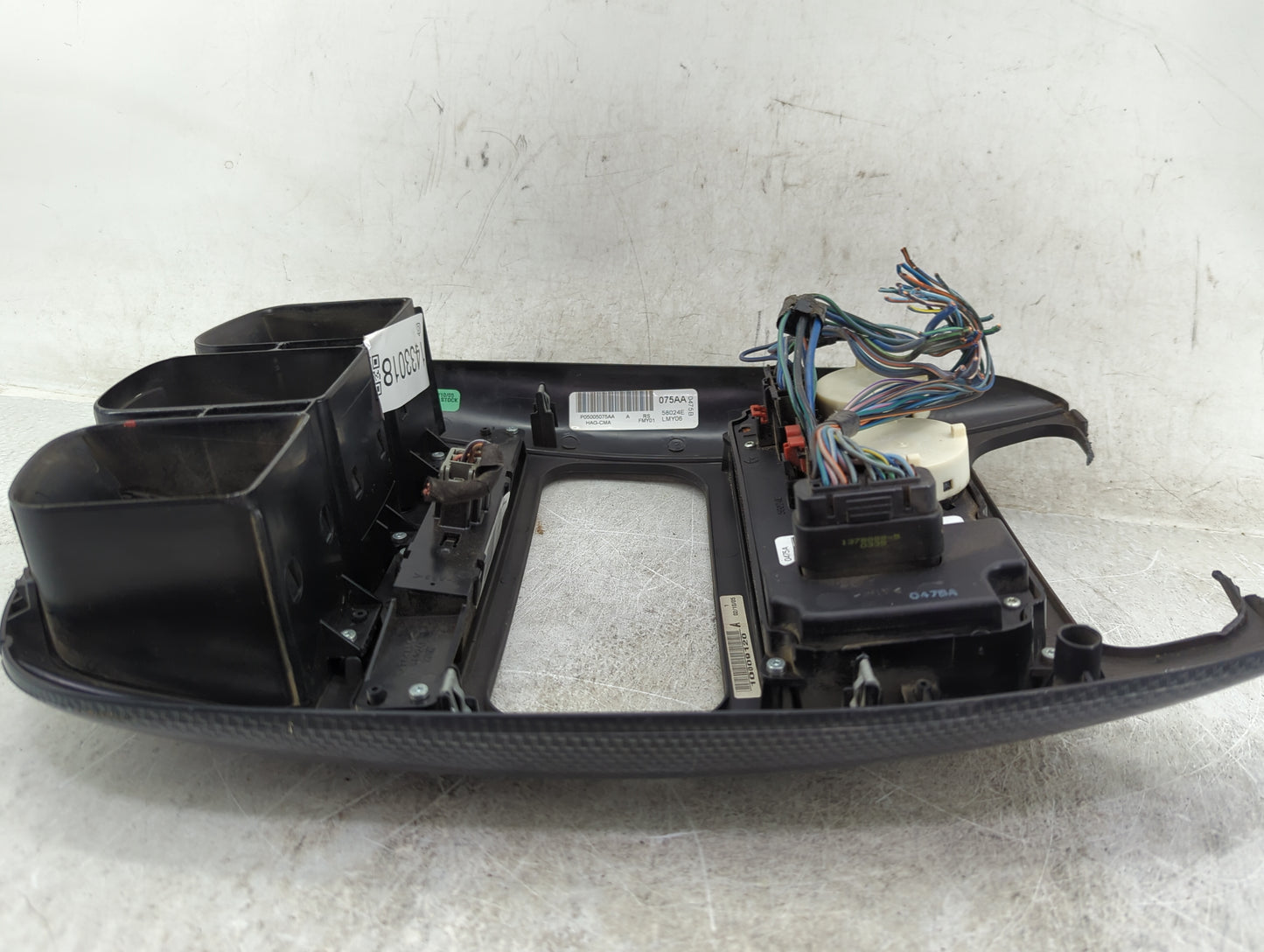 2004-2007 Dodge Caravan Climate Control Module Temperature AC/Heater Replacement P/N:P05005075AA Fits Fits 2004 2005 2006 20