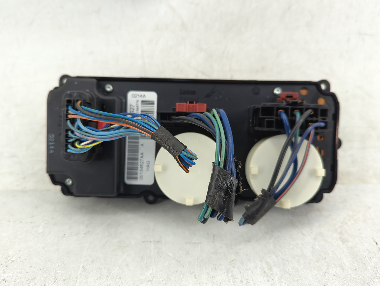 2004-2007 Dodge Caravan Climate Control Module Temperature AC/Heater Replacement P/N:05134627AA Fits Fits 2004 2005 2006 200