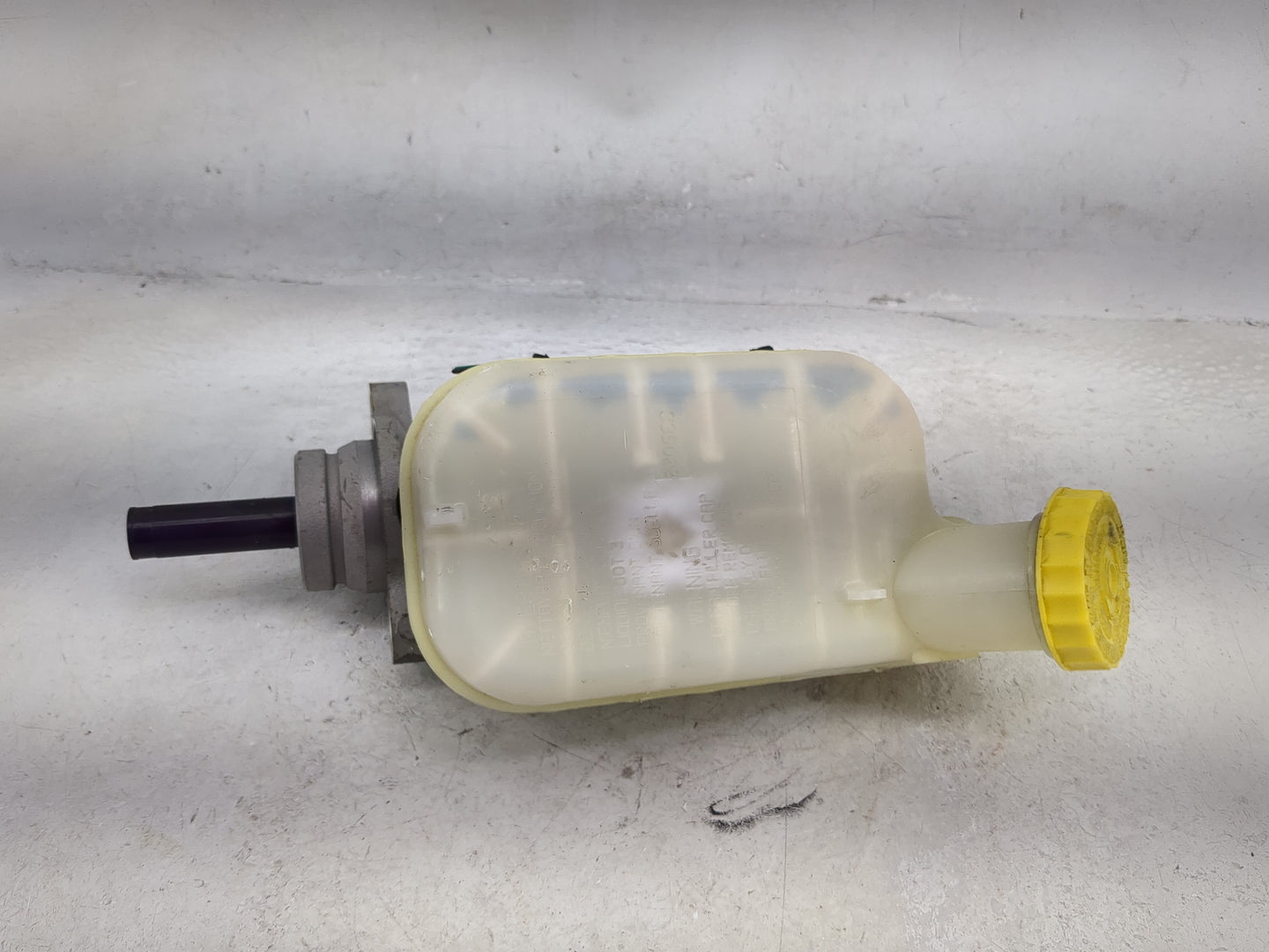 2003-2007 Dodge Caravan Brake Master Cylinder - Oemusedautoparts1.com