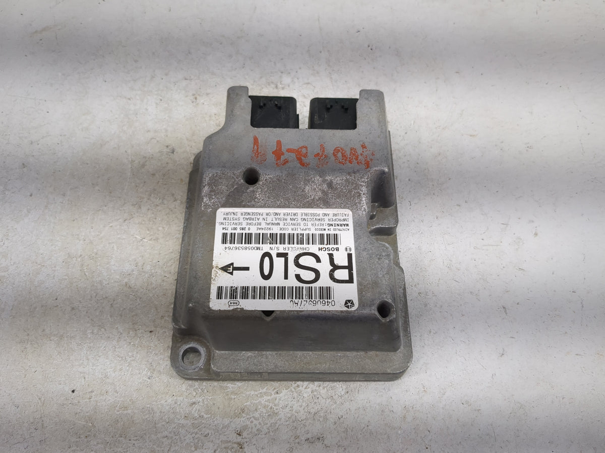 2005-2005 Dodge Caravan Safety Restraint Srs Airbag Control Module - Oemusedautoparts1.com