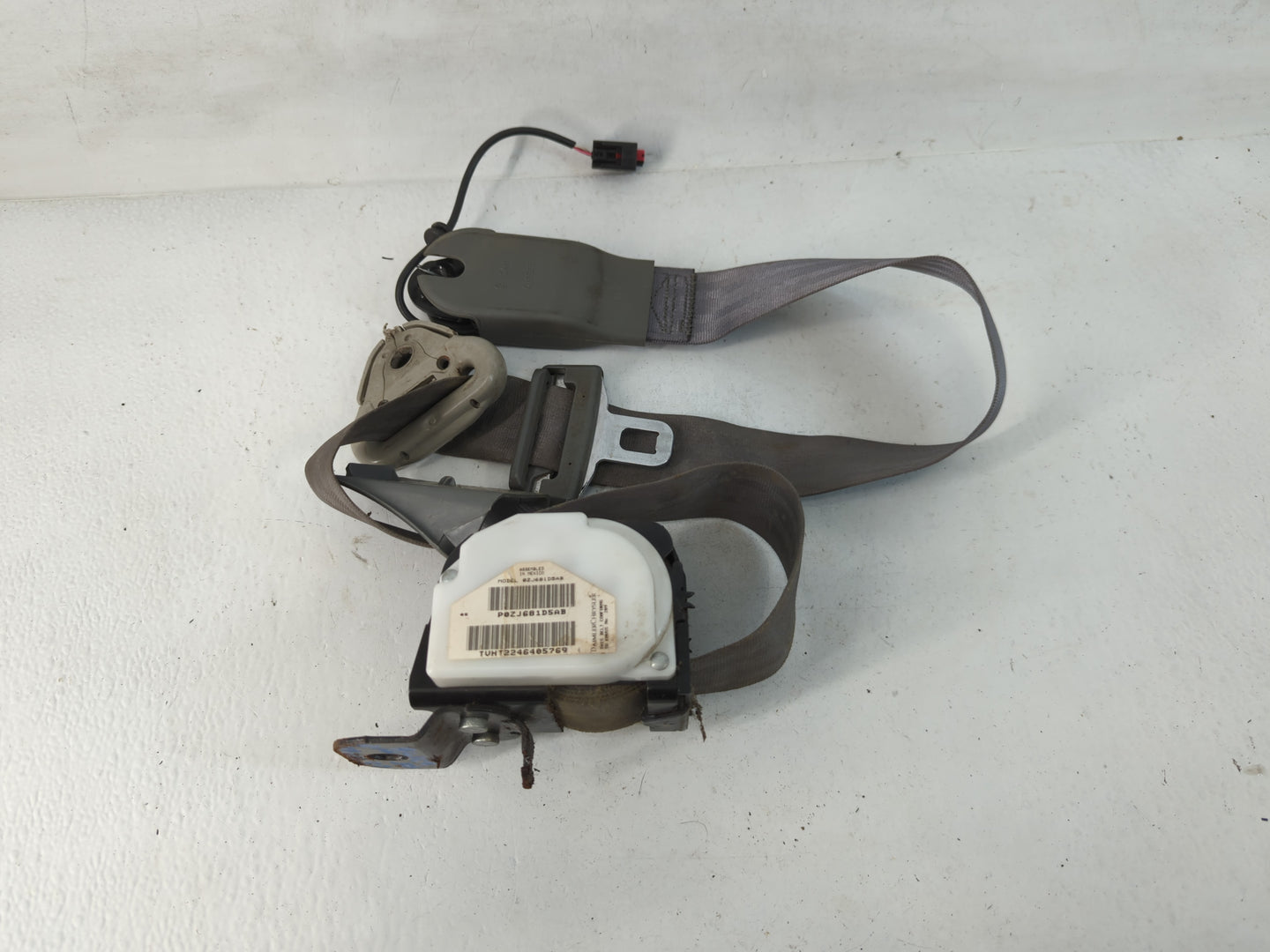2005-2007 Dodge Caravan Passenger Front Seatbelt Buckle - Oemusedautoparts1.com