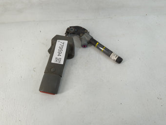 compare product 2005-2007 Dodge Caravan Passenger Front Seatbelt Buckle