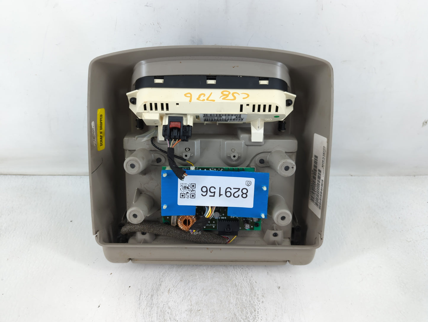2005-2006 Dodge Caravan Information Display Screen - Oemusedautoparts1.com