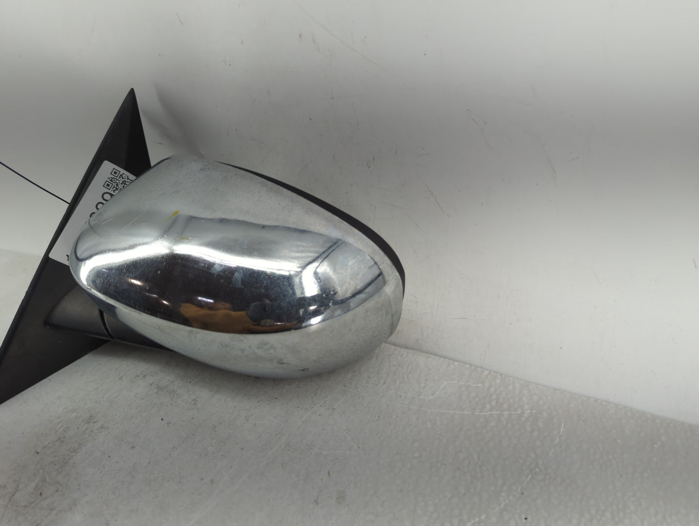 2006-2010 Dodge Charger Driver Side View Mirror - Left Door Mirror OEM Used - Oemusedautoparts1.com