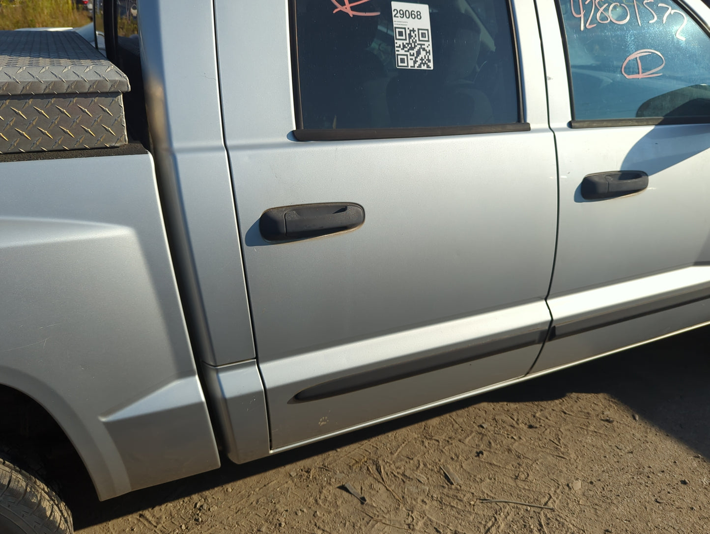 2005-2011 Dodge Dakota Passenger Rear Door Oem - Oemusedautoparts1.com