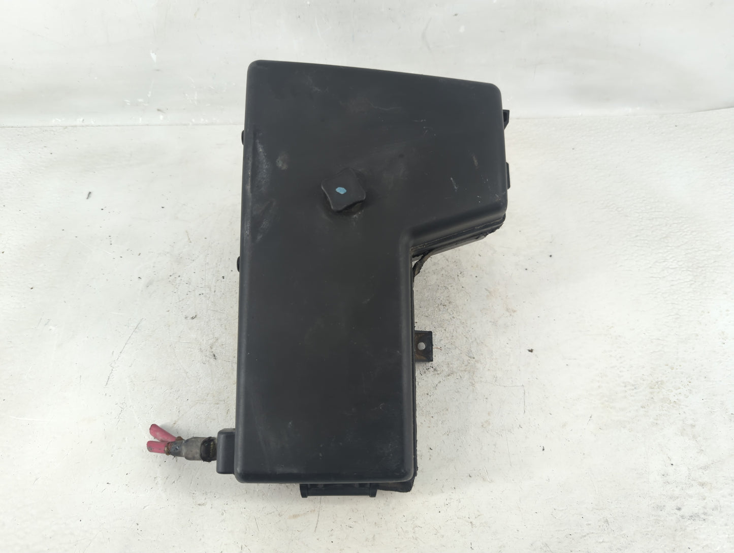 2005-2007 Dodge Dakota Fusebox Fuse Box Panel Relay Module P/N:1587091-1 Fits Fits 2005 2006 2007 OEM Used Auto Parts - Oemu