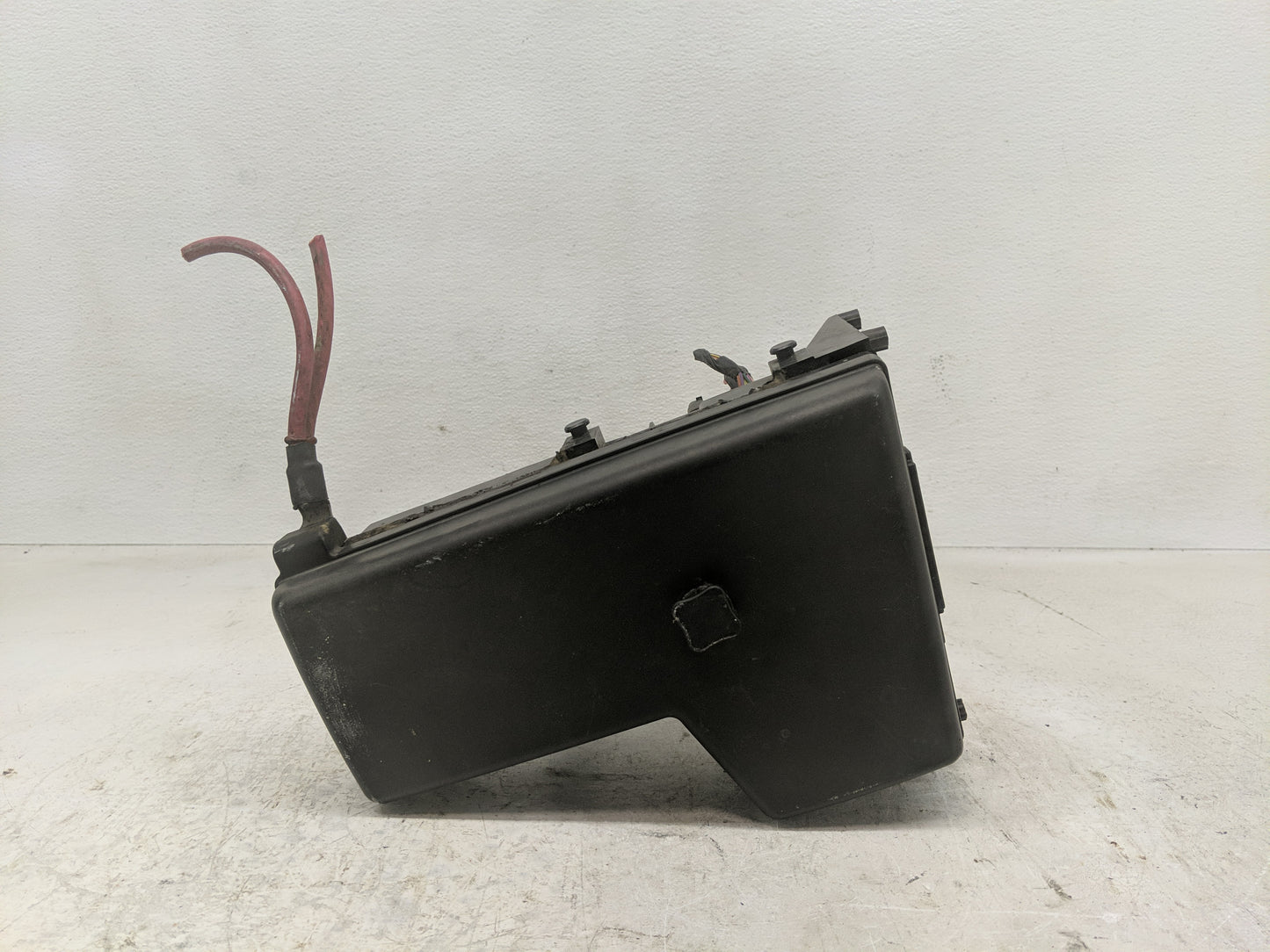 2005-2007 Dodge Dakota Fusebox Fuse Box Panel Relay Module P/N:04839703AH Fits Fits 2005 2006 2007 OEM Used Auto Parts - Oem