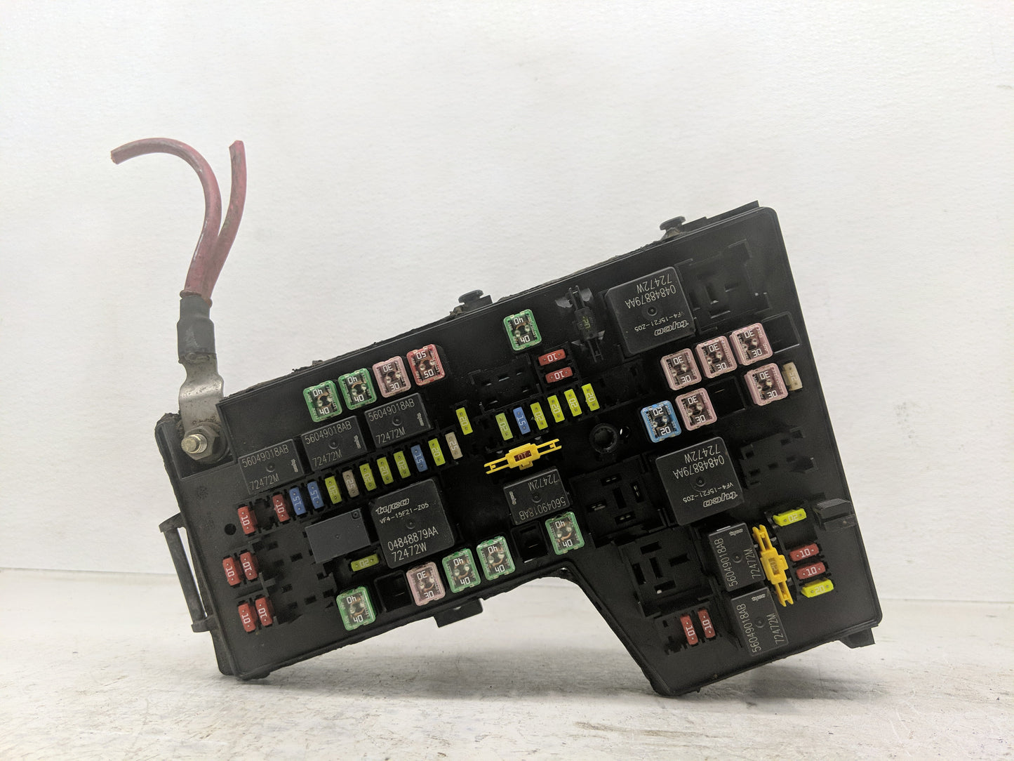 2005-2007 Dodge Dakota Fusebox Fuse Box Panel Relay Module P/N:04839703AH Fits Fits 2005 2006 2007 OEM Used Auto Parts - Oem