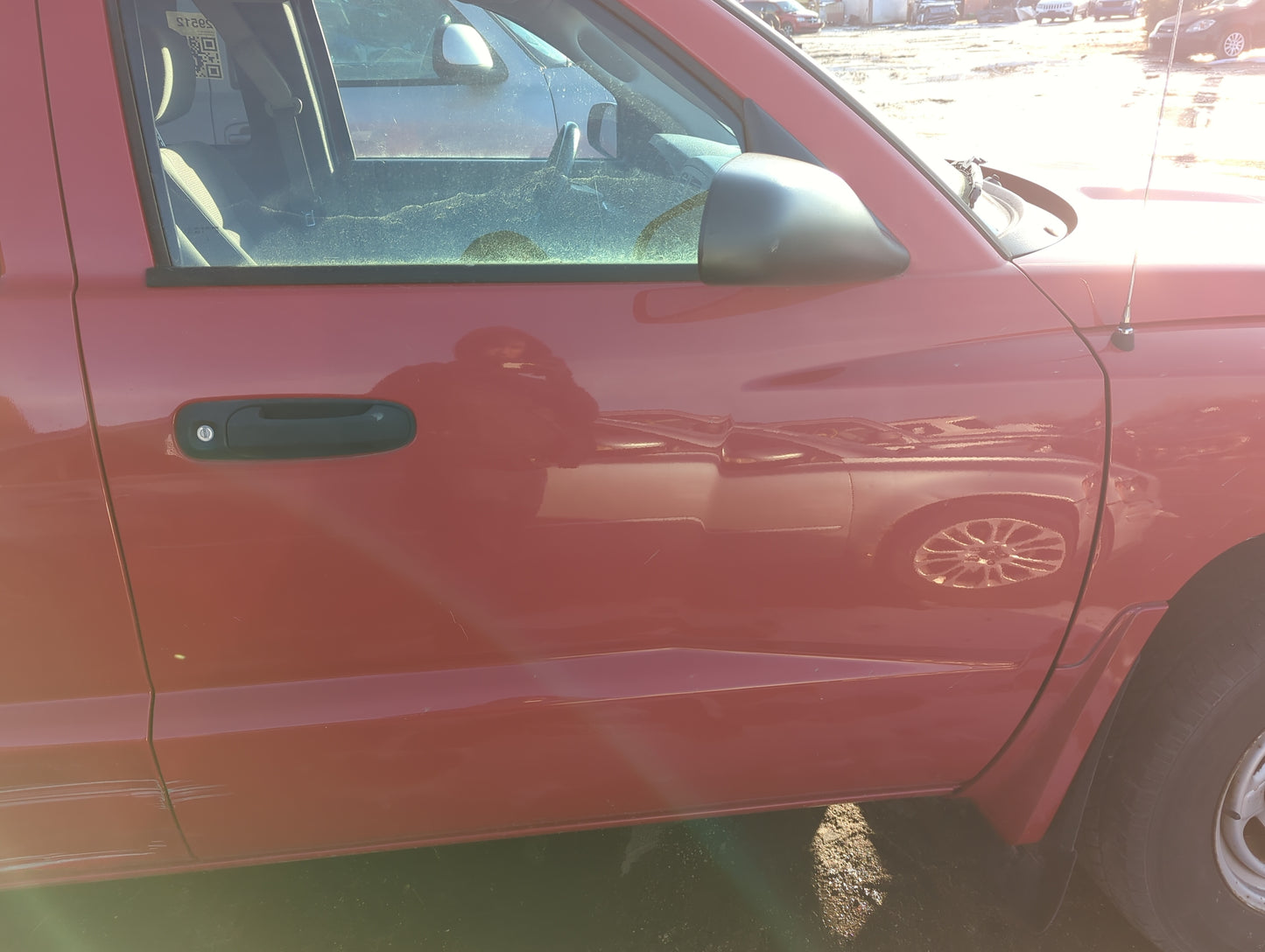 2005-2011 Dodge Dakota Passenger Front Door Oem 1267861 - Oemusedautoparts1.com