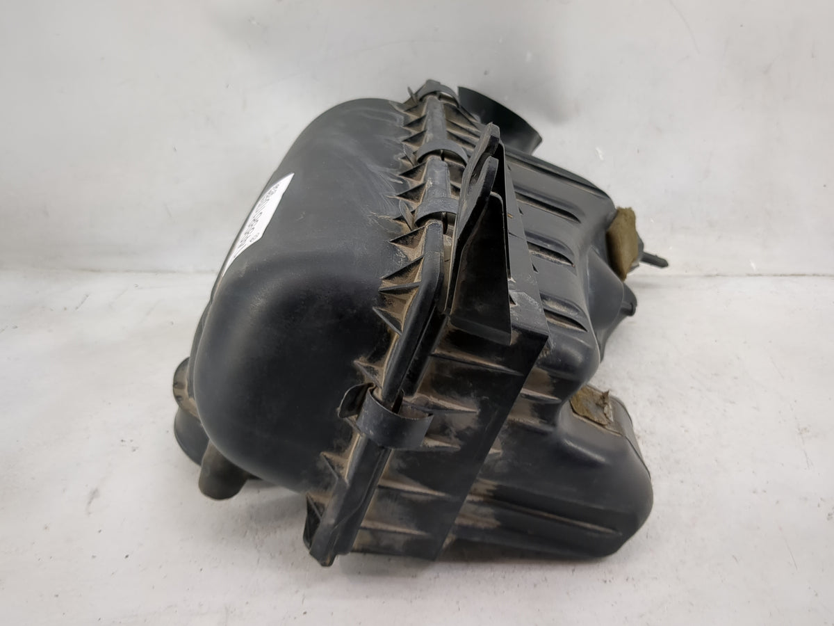 2005-2005 Dodge Dakota Air Cleaner Intake-duct Hose Tube 1499810 - Oemusedautoparts1.com