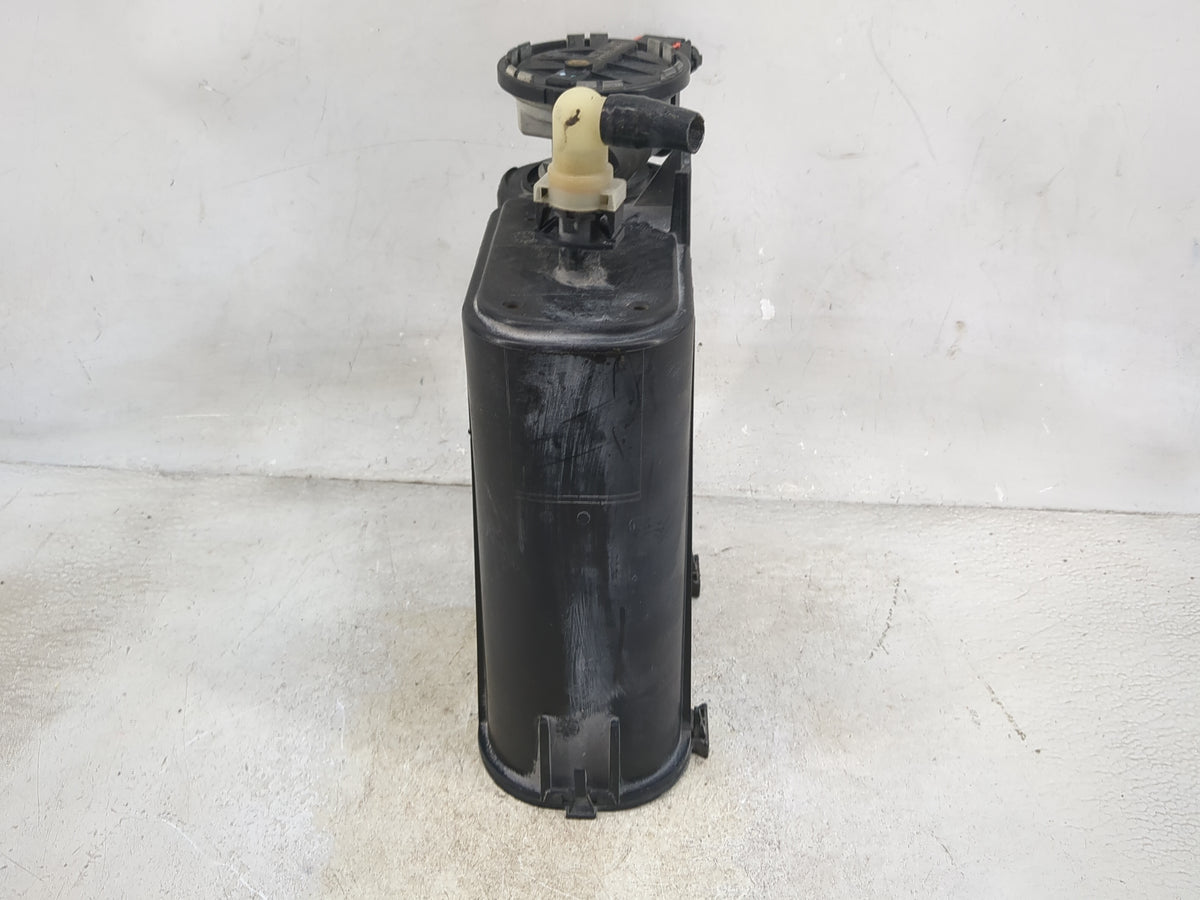 2005 Dodge Dakota Fuel Vapor Charcoal Canister 1515802 - Oemusedautoparts1.com