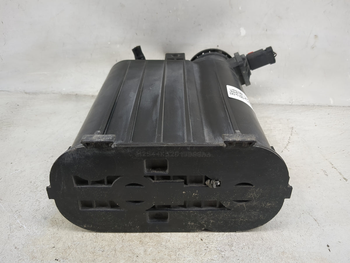 2005 Dodge Dakota Fuel Vapor Charcoal Canister 1515802 - Oemusedautoparts1.com