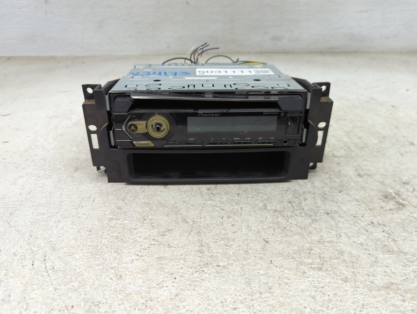 2005 Dodge Dakota Radio AM FM Cd Player Receiver Replacement P/N:DEH-S4220BT EW4C95, 4250A-C95 Fits OEM Used Auto Parts - Oe