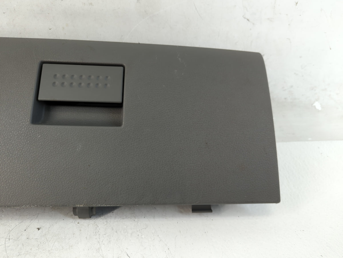 2005 Dodge Dakota Passenger Glove Box Door Storage Compartment 884702 - Oemusedautoparts1.com