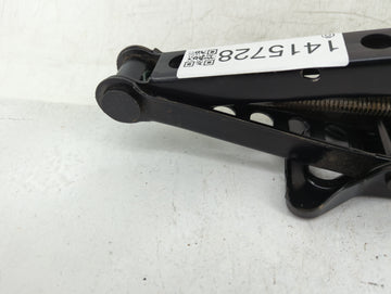 2005 Dodge Durango Spare Scissor Car Jack