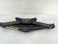 2005 Dodge Durango Spare Scissor Car Jack 1415728 - Oemusedautoparts1.com