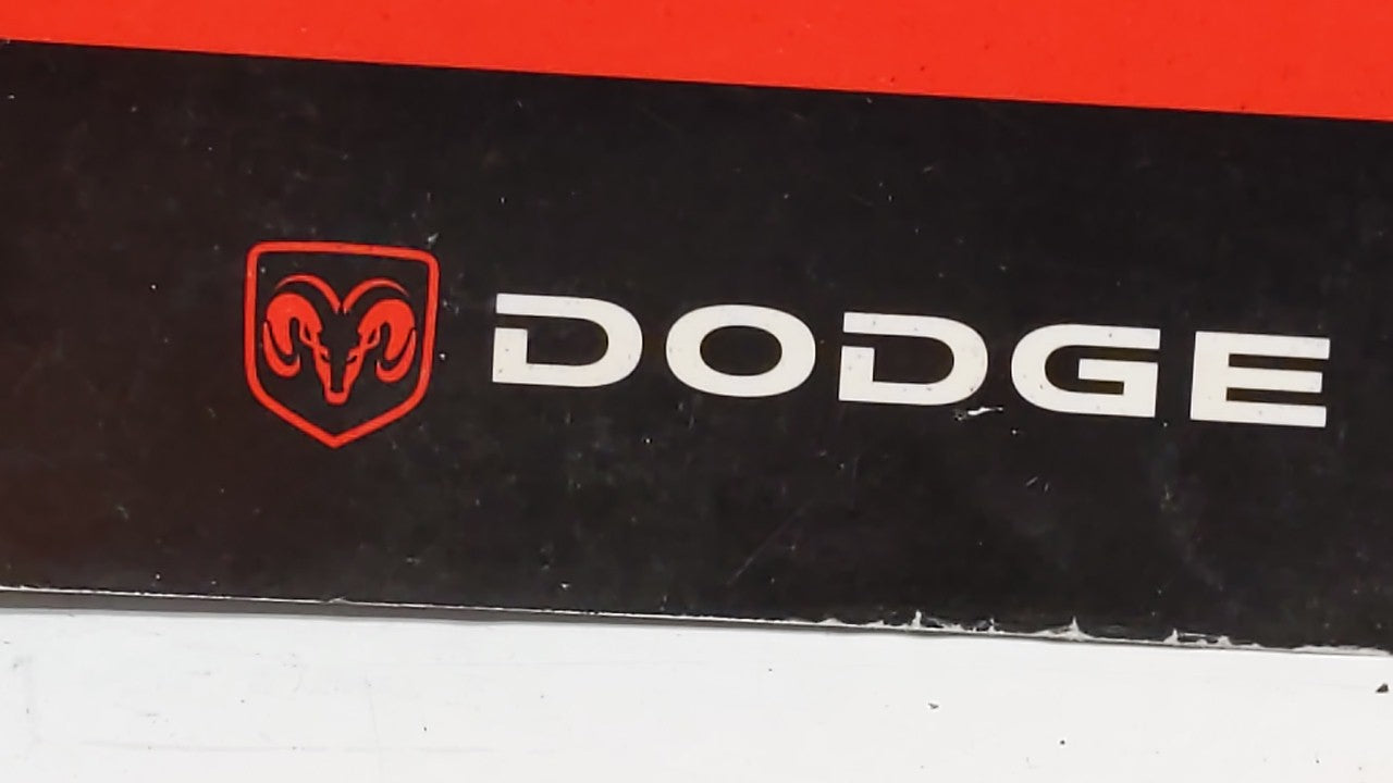 2005 Dodge Durango Owners Manual Book Guide OEM Used Auto Parts - Oemusedautoparts1.com