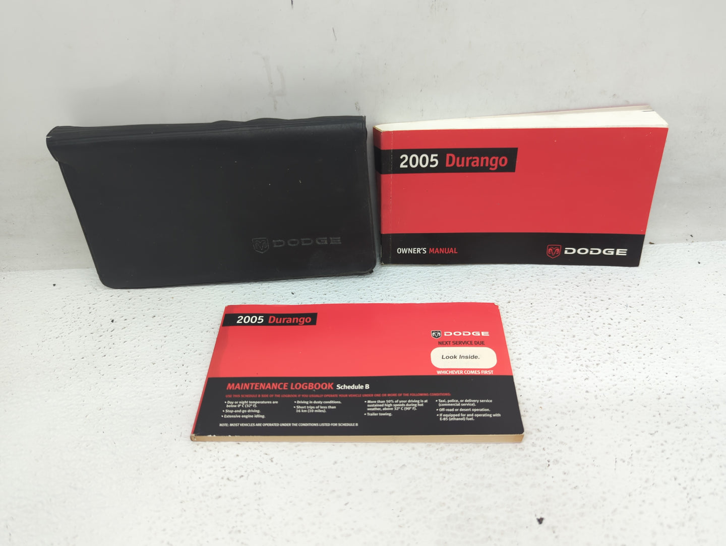 2005 Dodge Durango Owners Manual Book Guide OEM Used Auto Parts - Oemusedautoparts1.com