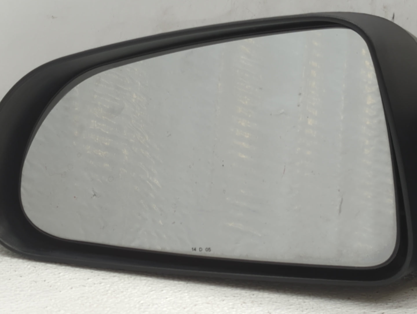 2004-2007 Dodge Durango Driver Side View Mirror - Left Door Mirror OEM Used - Oemusedautoparts1.com