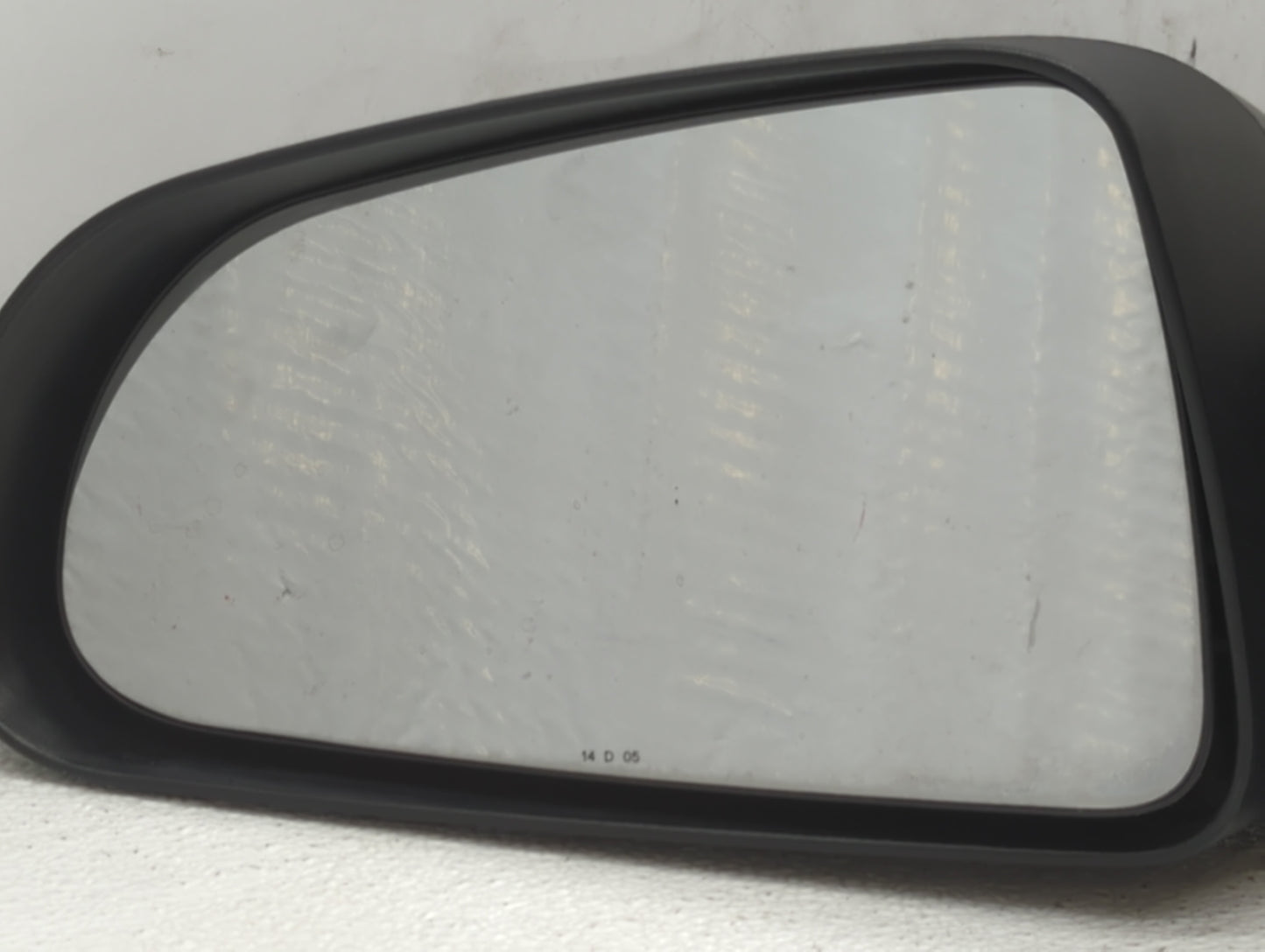 2004-2007 Dodge Durango Driver Side View Mirror - Left Door Mirror OEM Used - Oemusedautoparts1.com