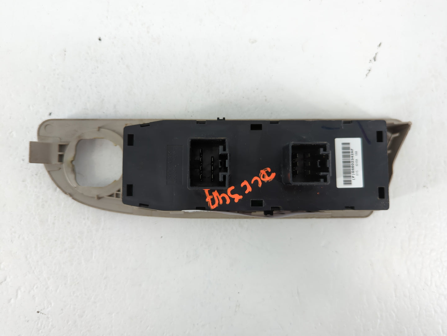 2005 Dodge Durango Master Power Window Switch Replacement Driver Side Left P/N:5JD871D5AD P04602735AA, 04602342AE, 04602342A