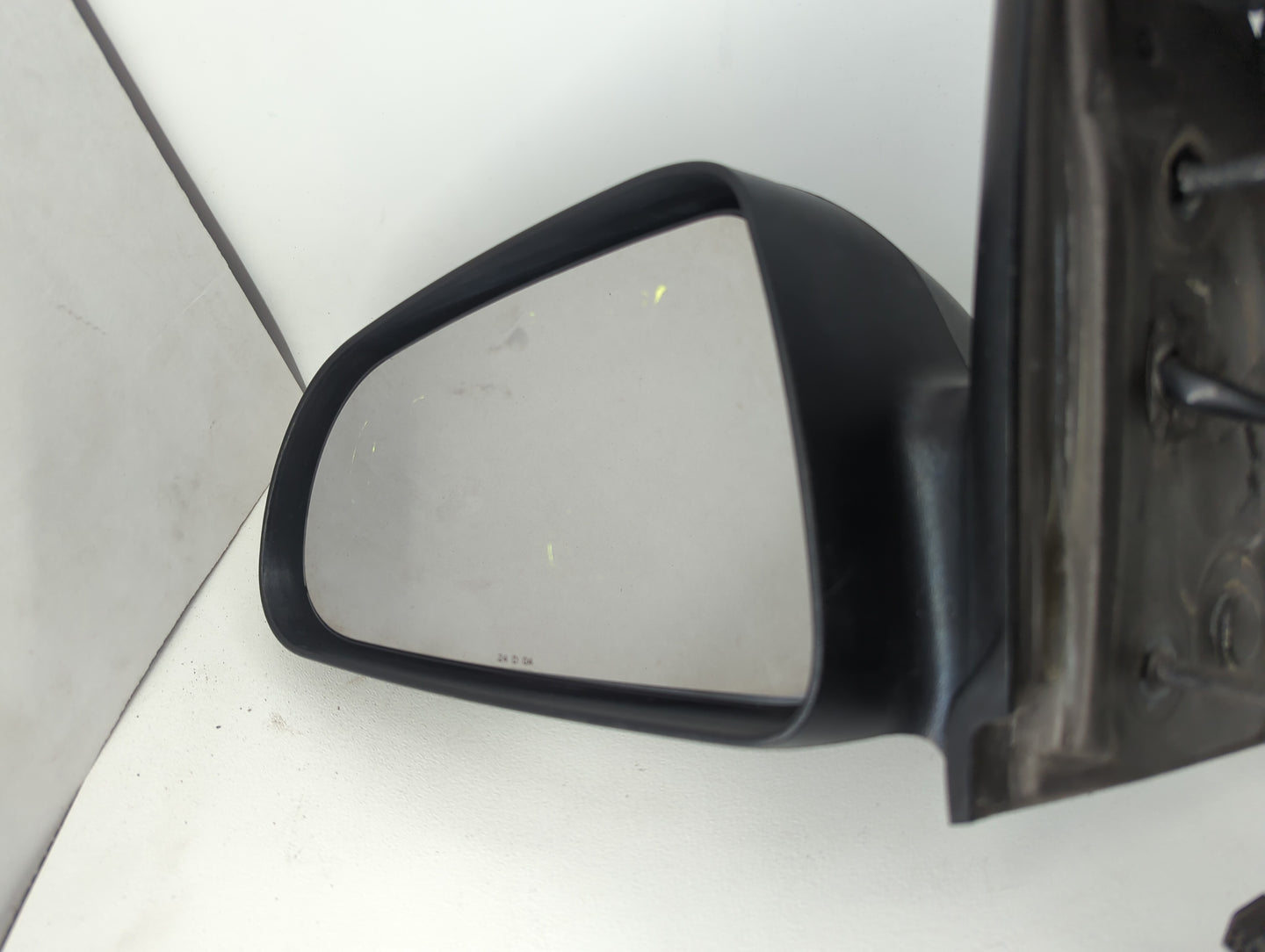 2004-2009 Dodge Durango Driver Side View Mirror - Left Door Mirror OEM Used - Oemusedautoparts1.com
