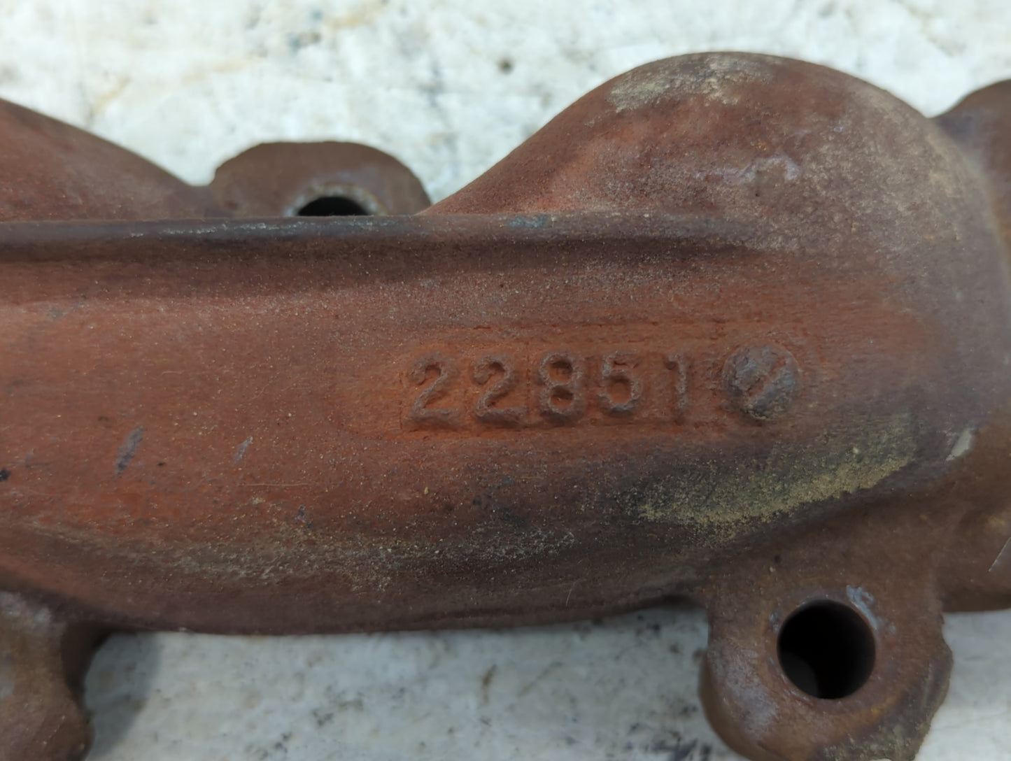 2004-2005 Dodge Durango Turbocharger Exhaust Manifold With Turbo Charger - Oemusedautoparts1.com