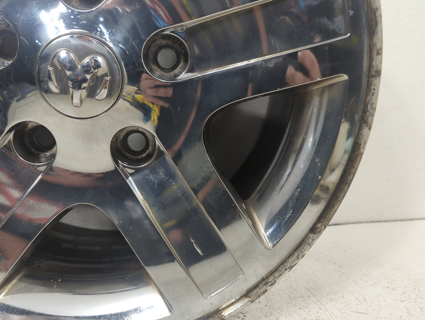 2004-2007 Dodge Durango Oem Wheel Rim 842218 - Oemusedautoparts1.com