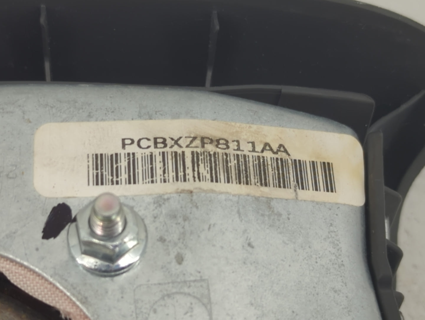 2005-2005 Dodge Durango Air Bag Driver Left Steering Wheel Mounted - Oemusedautoparts1.com