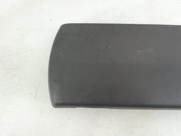 2004-2006 Dodge Durango Center Console Armrest Cover Lid P/N:W4286B Fits Fits 2004 2005 2006 OEM Used Auto Parts