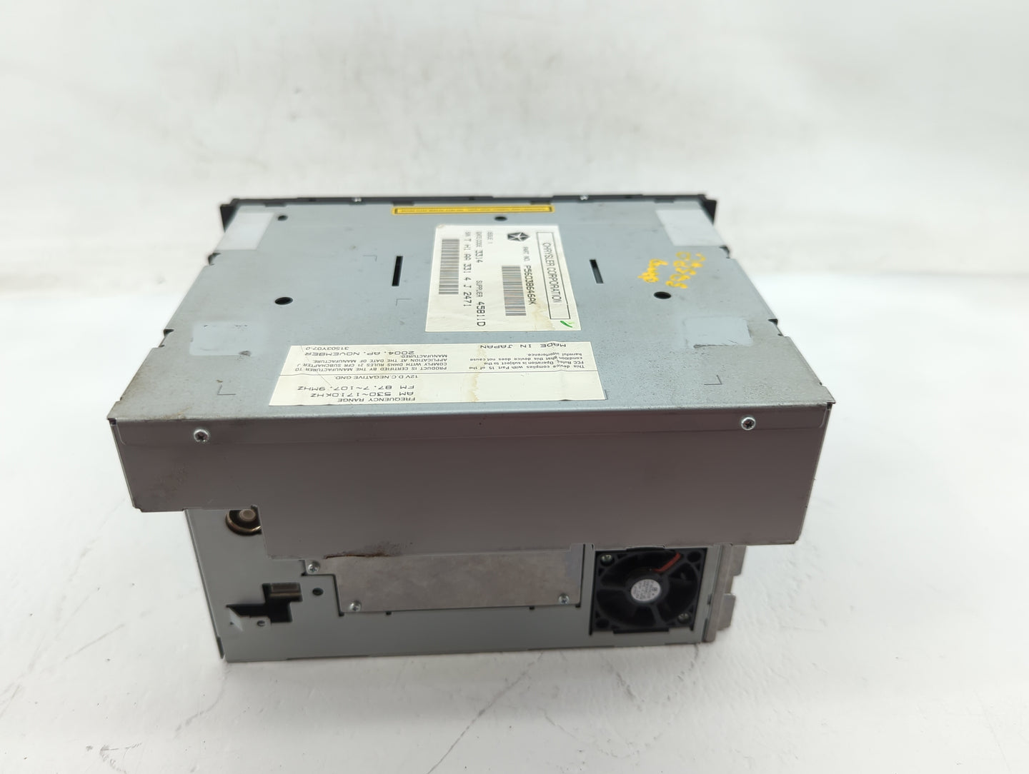 2004-2006 Dodge Durango Radio AM FM Cd Player Receiver Replacement Fits Fits 2004 2005 2006 2007 OEM Used Auto Parts - Oemus