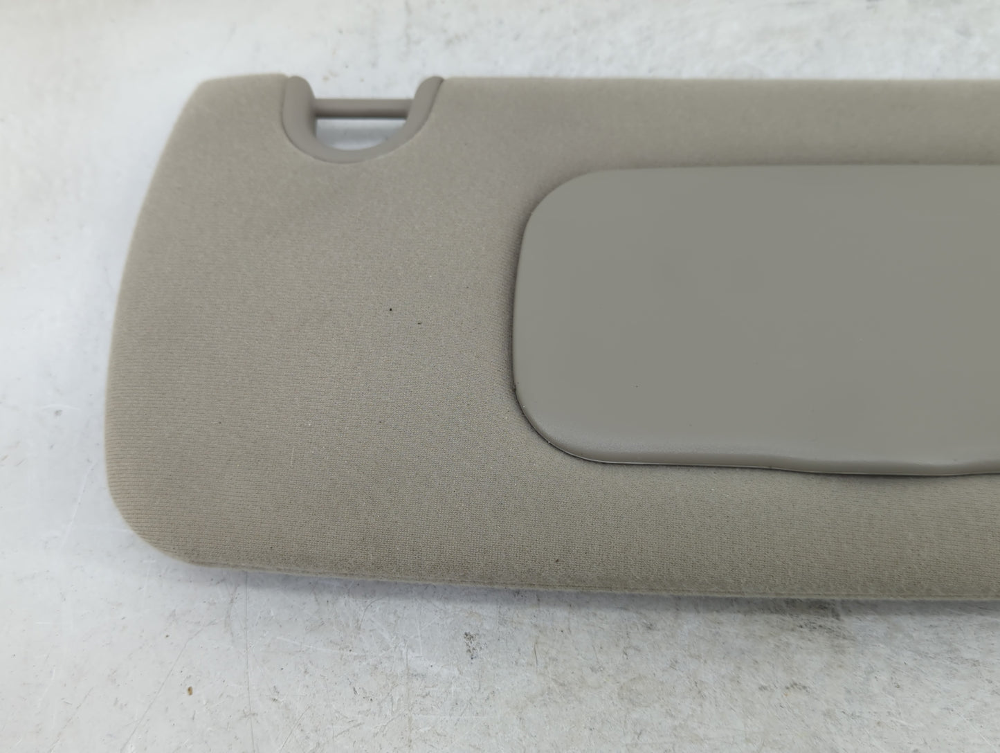 2004-2005 Dodge Durango Sun Visor Shade Replacement Passenger Right Mirror Fits Fits 2004 2005 OEM Used Auto Parts - Oemused