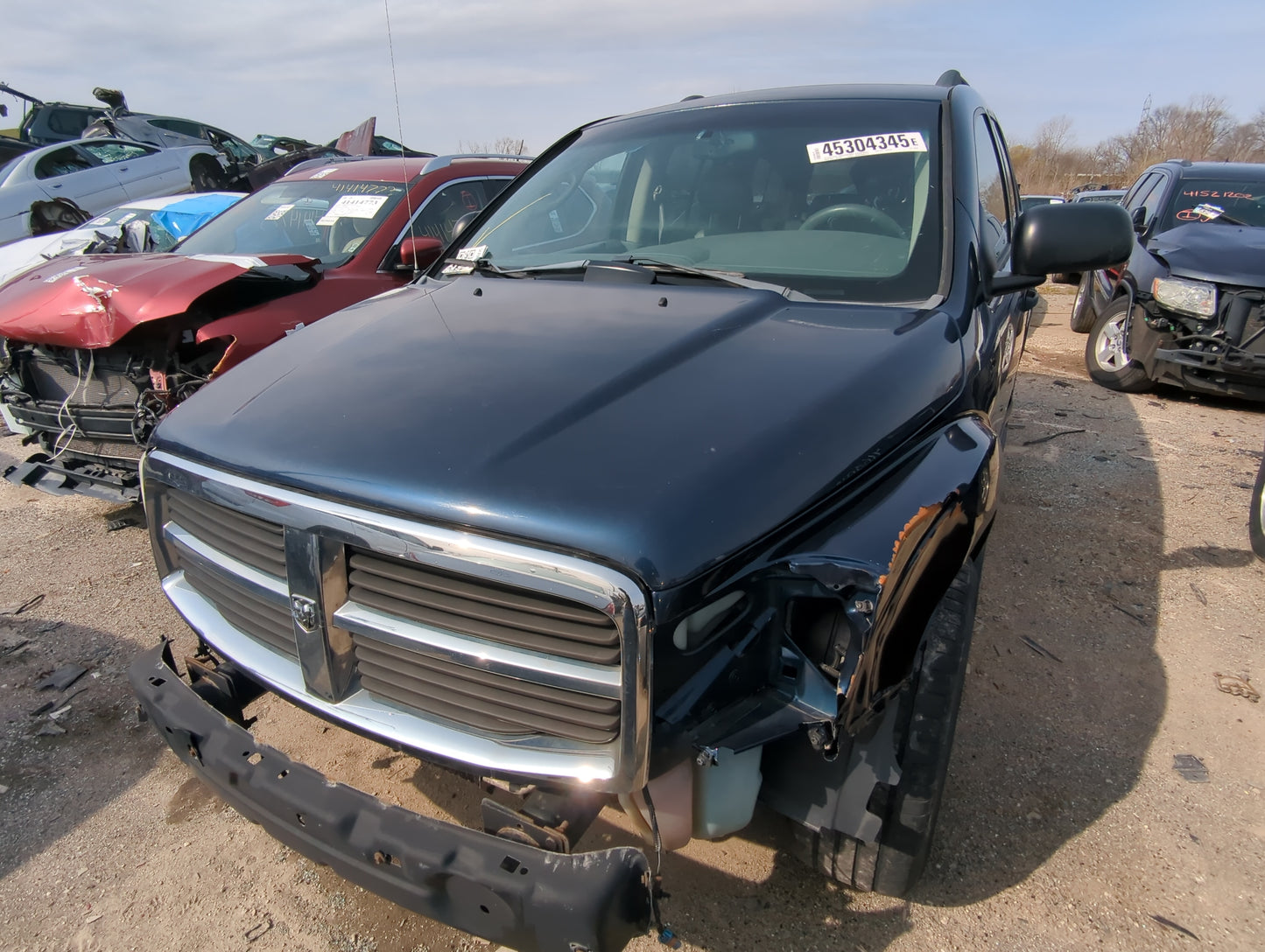 2005 Dodge Durango Hood Oem - Oemusedautoparts1.com