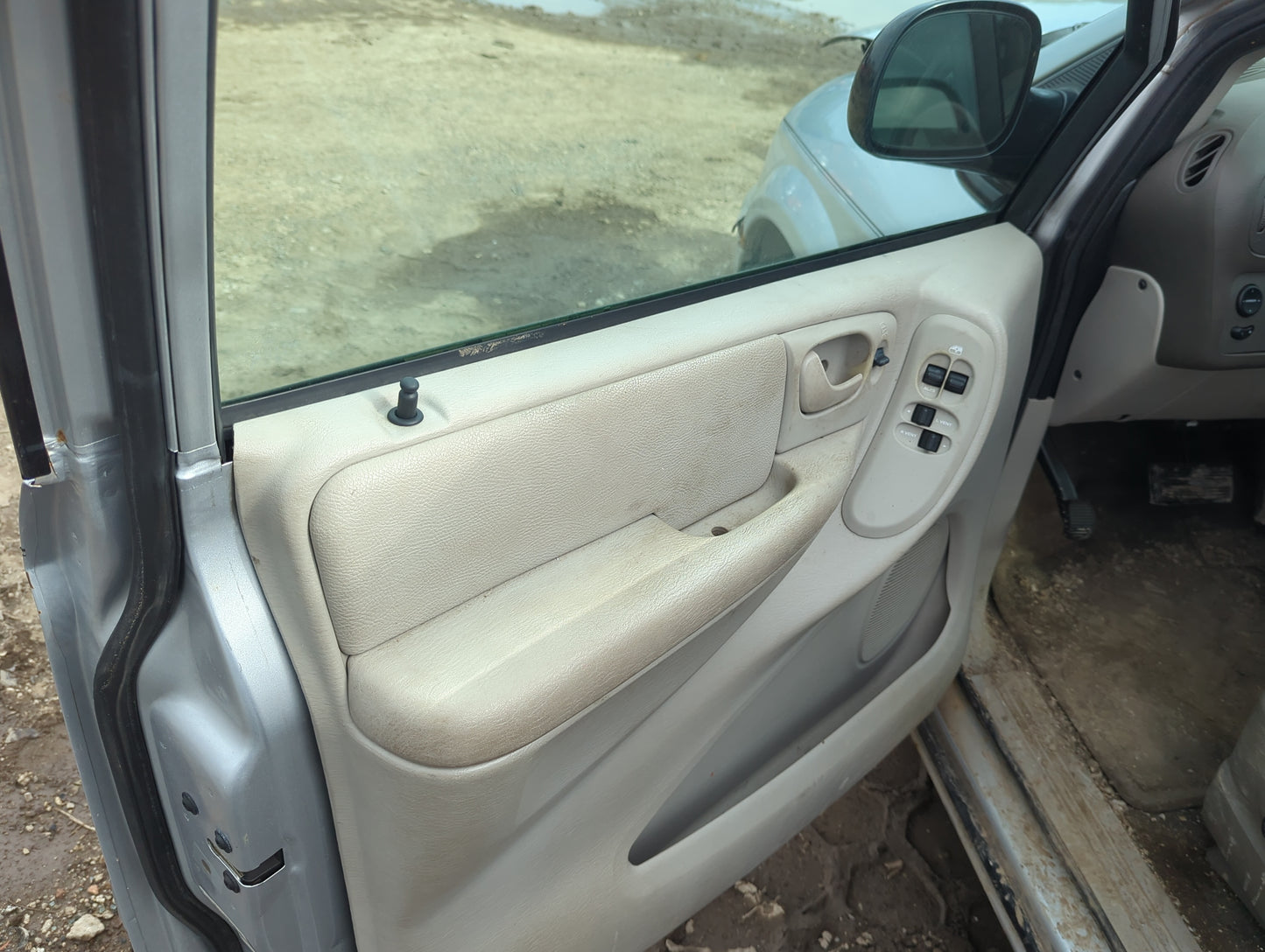 2005 Dodge Grand Caravan Front Left Driver Interior Door Panel Trim - Oemusedautoparts1.com