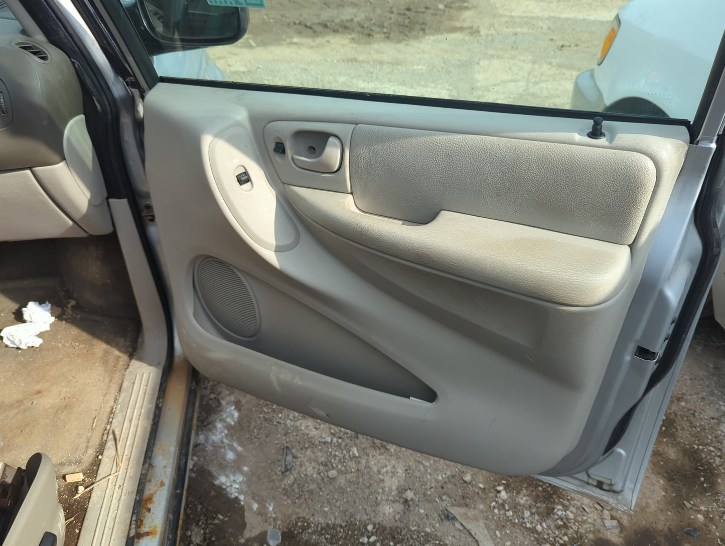 2005 Dodge Grand Caravan Front Right Passenger Interior Door Panel Trim - Oemusedautoparts1.com