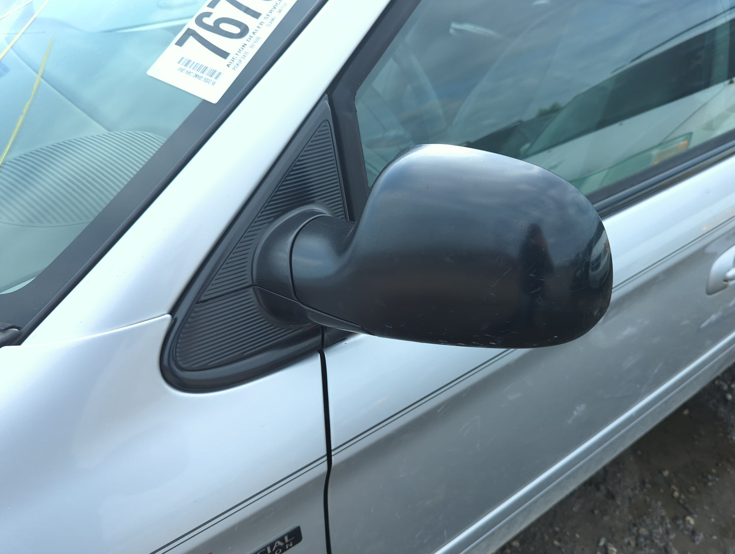 2005 Dodge Grand Caravan Driver Side View Mirror - Left Door Mirror OEM Used - Oemusedautoparts1.com