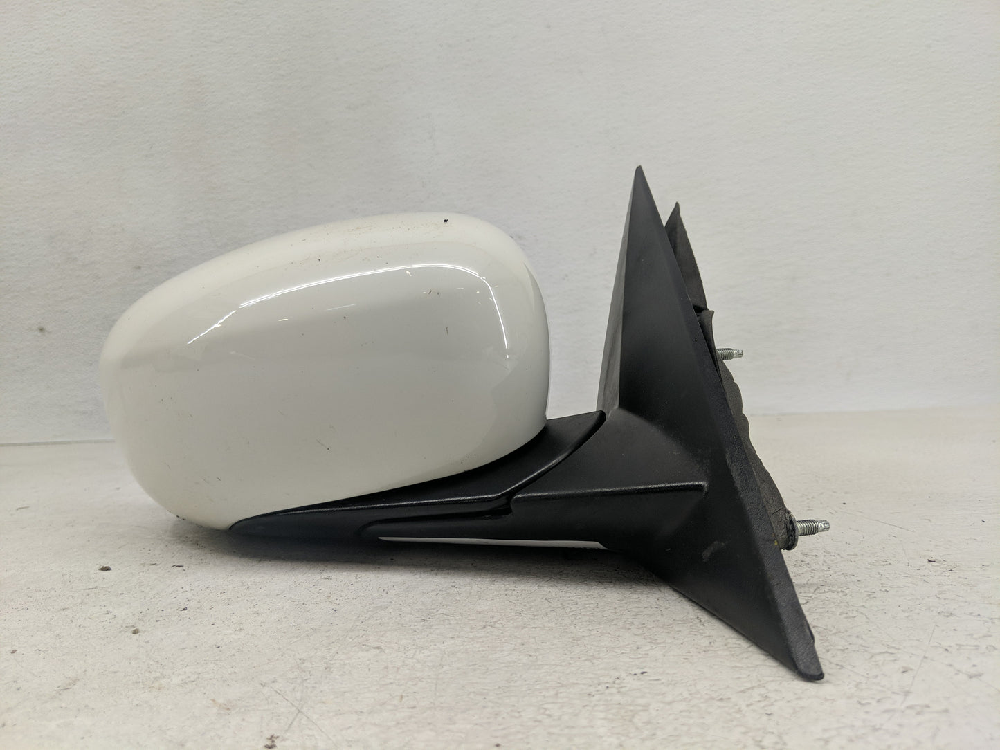 2005-2008 Dodge Magnum Side Mirror Replacement Passenger Right View Door Mirror P/N:E11015628 Fits OEM Used Auto Parts - Oem