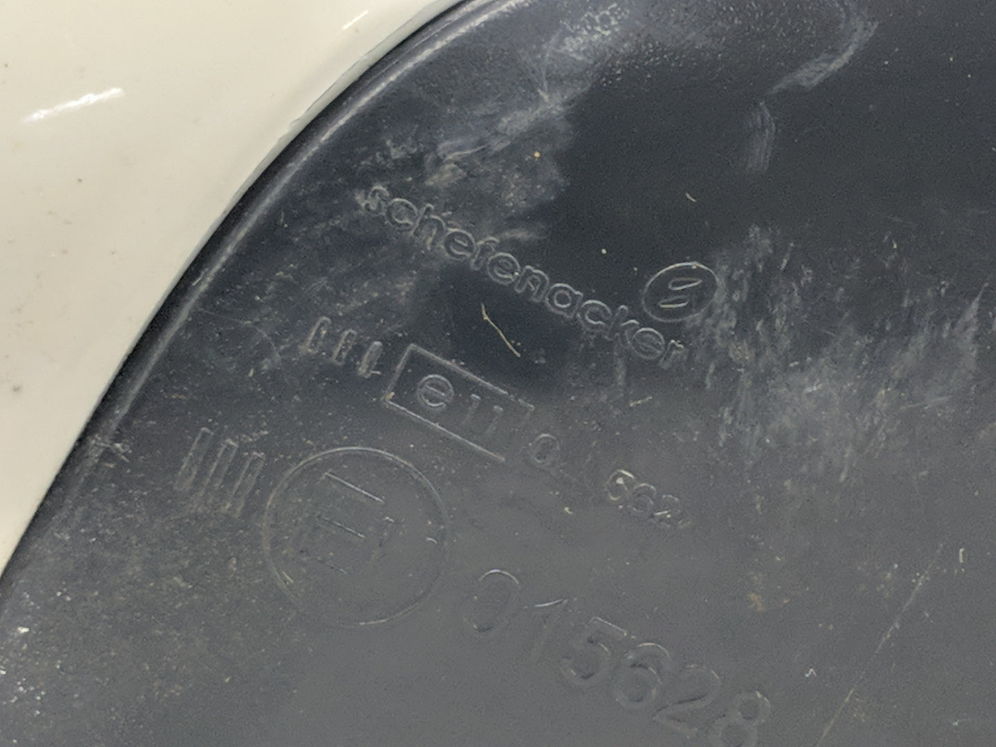 2005-2008 Dodge Magnum Side Mirror Replacement Passenger Right View Door Mirror P/N:E11015628 Fits OEM Used Auto Parts - Oem