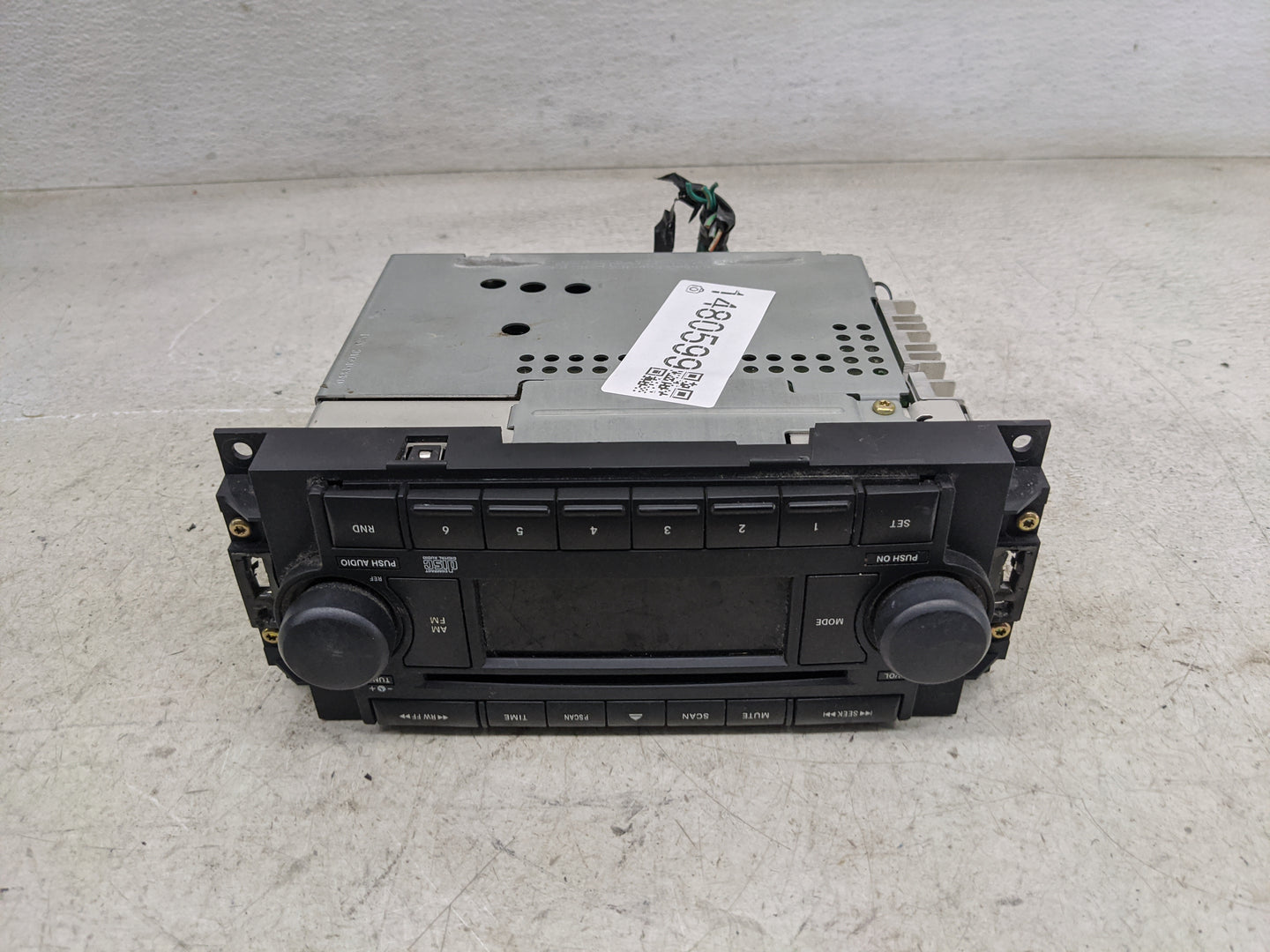 2005-2007 Dodge Magnum Radio AM FM Cd Player Receiver Replacement P/N:P05091710AE 05091710AE Fits OEM Used Auto Parts - Oemu