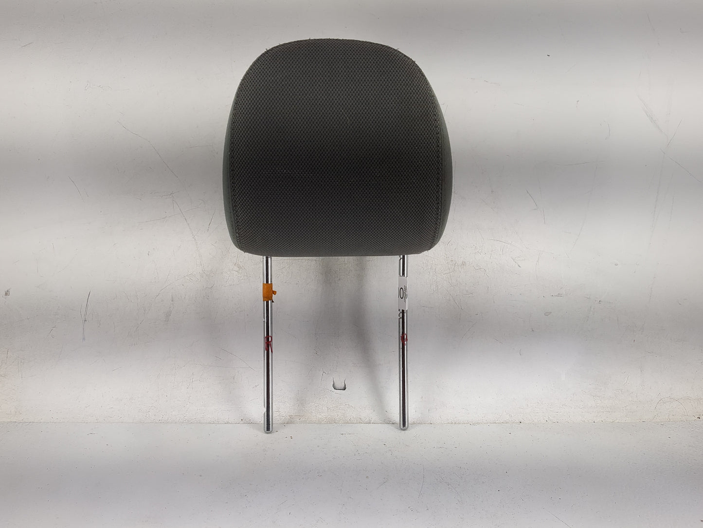 2005 Dodge Magnum Headrest Head Rest Front Driver Passenger Seat Fits OEM Used Auto Parts - Oemusedautoparts1.com