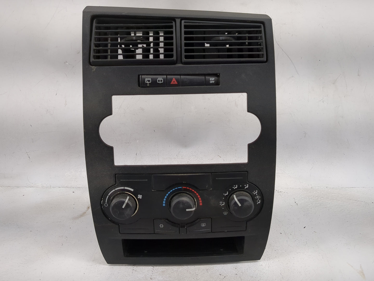 2005 Dodge Magnum Climate Control Module Temperature AC/Heater Replacement P/N:P04596494AF 28009829 Fits OEM Used Auto Parts