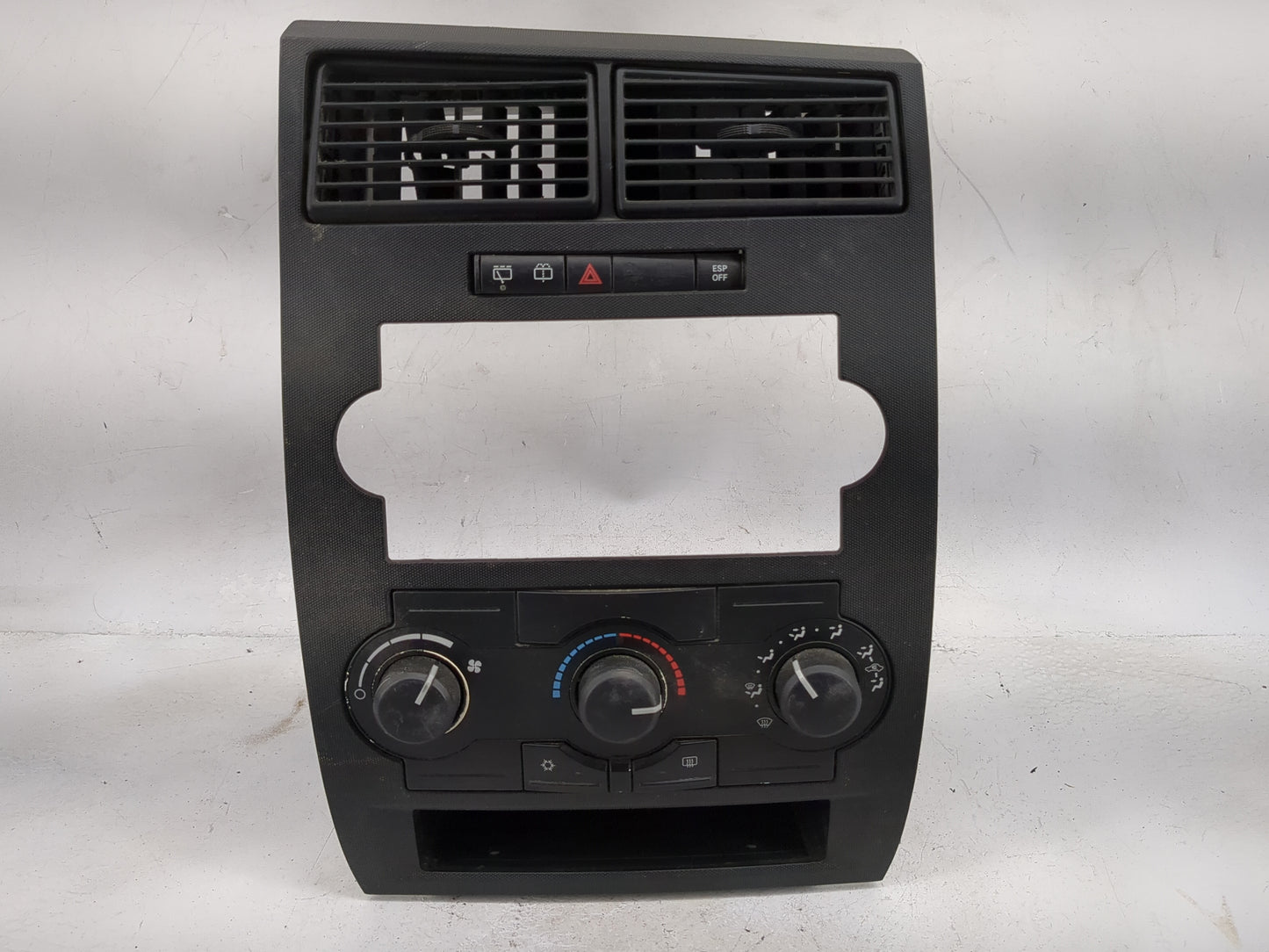 2005 Dodge Magnum Climate Control Module Temperature AC/Heater Replacement P/N:P04596494AF 28009829 Fits OEM Used Auto Parts