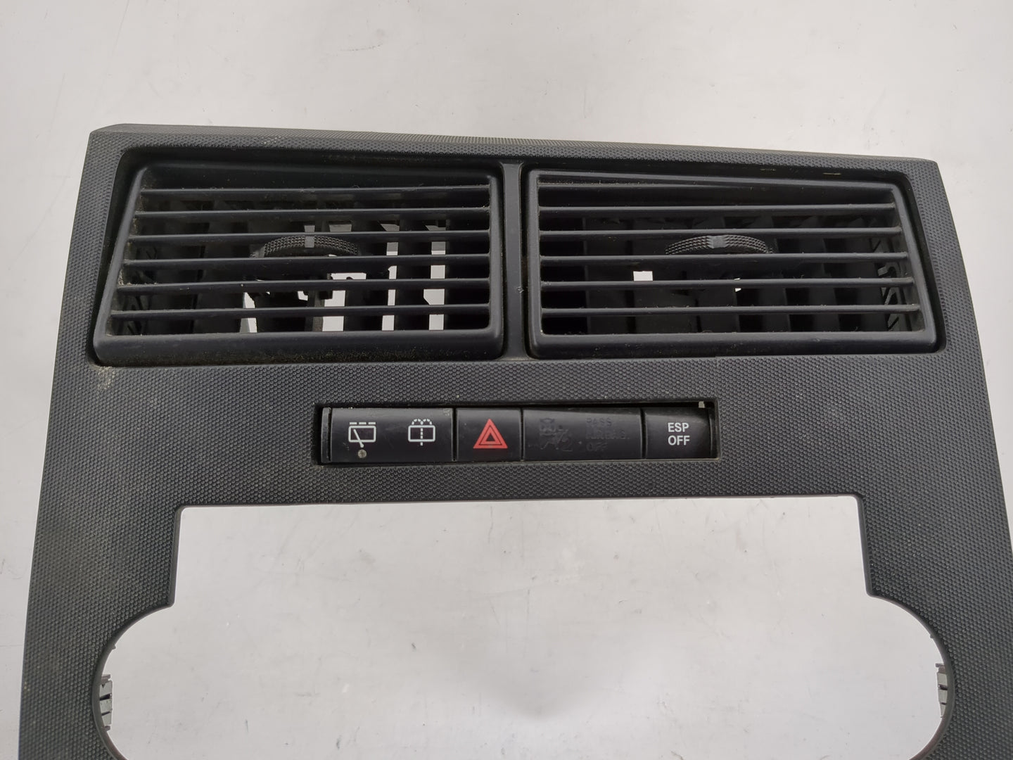 2005 Dodge Magnum Climate Control Module Temperature AC/Heater Replacement P/N:P04596494AF 28009829 Fits OEM Used Auto Parts