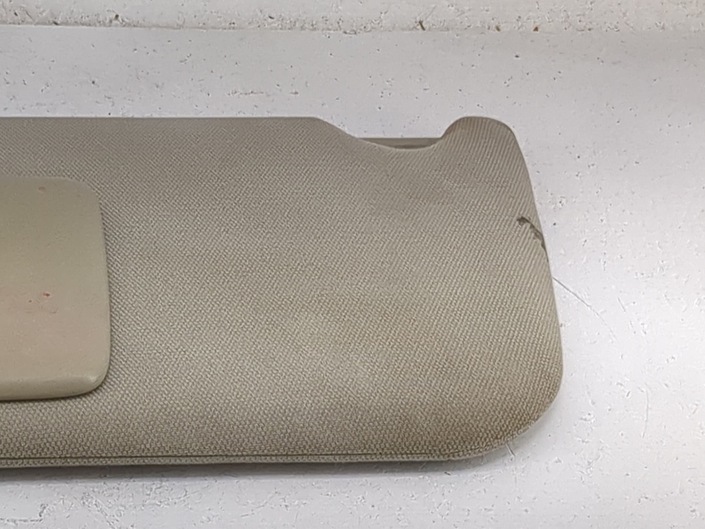 2005 Dodge Magnum Sun Visor Shade Replacement Driver Left Mirror Fits OEM Used Auto Parts - Oemusedautoparts1.com