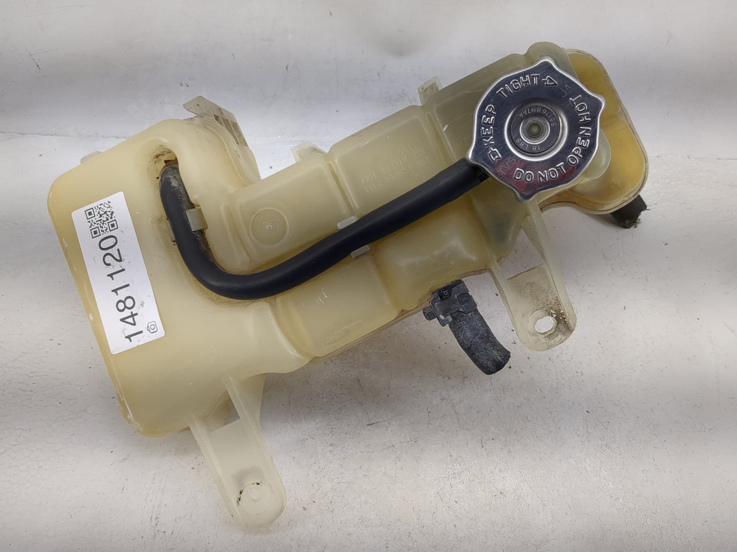 2005-2005 Dodge Magnum Radiator Coolant Overflow Expansion Tank Bottle - Oemusedautoparts1.com