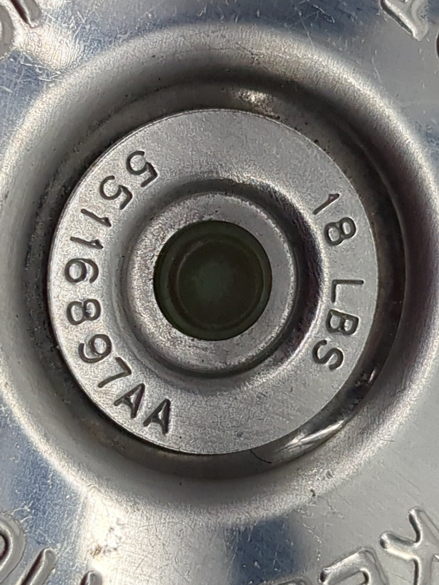 2005-2005 Dodge Magnum Radiator Coolant Overflow Expansion Tank Bottle - Oemusedautoparts1.com